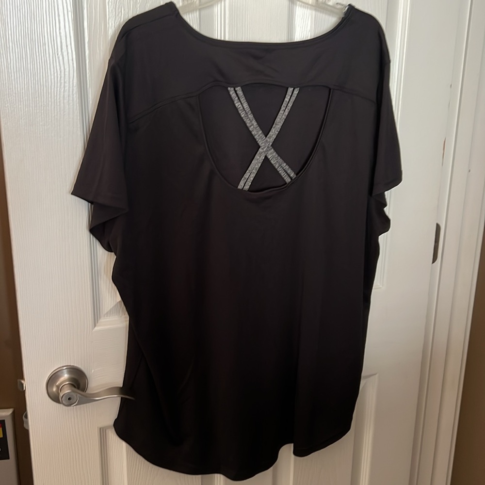 Ladies Reebok Work out top 3x black Like new - Picture 2 of 2